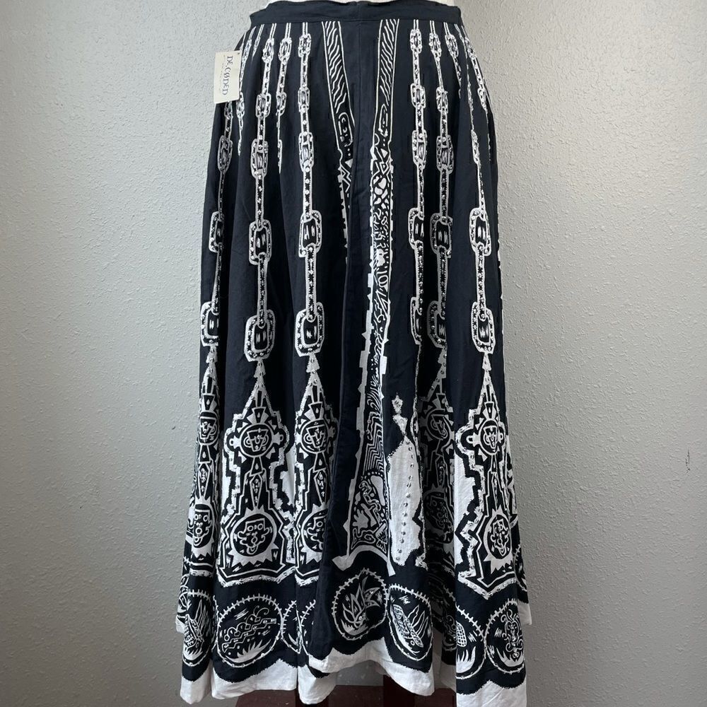 NWT Decoded Blck and White Sequined Maxi Skirt Size M